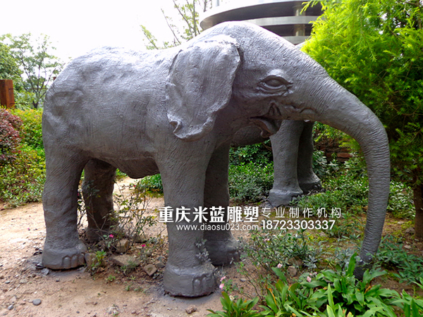 重慶公園景觀園林GRC水泥雕塑動物《大象小象》
