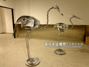 商場美陳鐵藝鐵皮雕塑《金屬鳥》