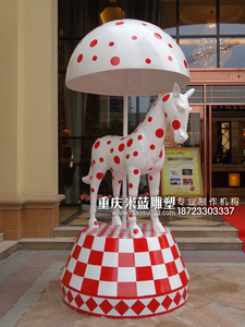 重慶雕塑地產樓盤玻璃鋼動物雕塑《馬》
